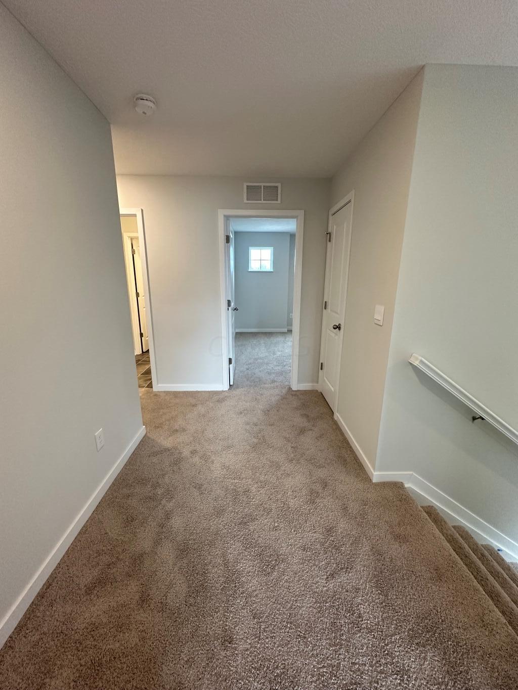 1509 Raley Way Columbus, OH 43228 - Photo 13 of 18 RP 52 Landing 12-6