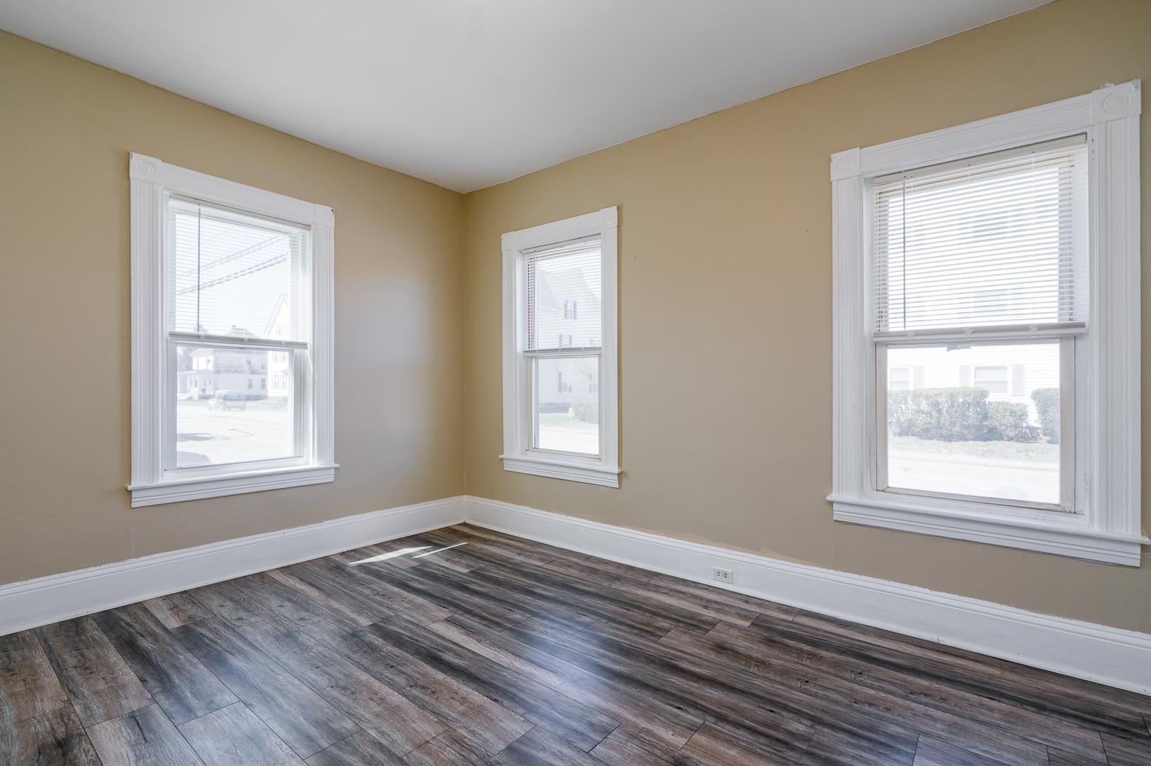 636 Second Street Manchester, NH 03102 - Photo 15 of 22