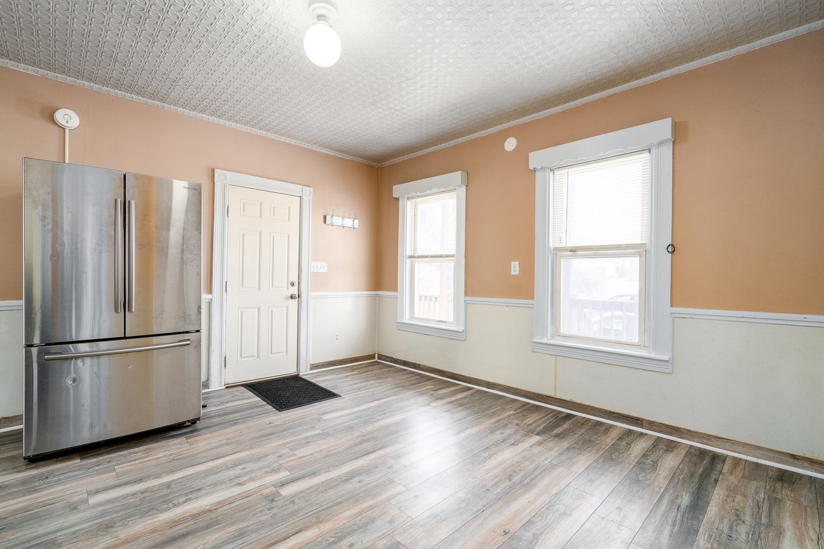 636 Second Street Manchester, NH 03102 - Photo 4 of 22