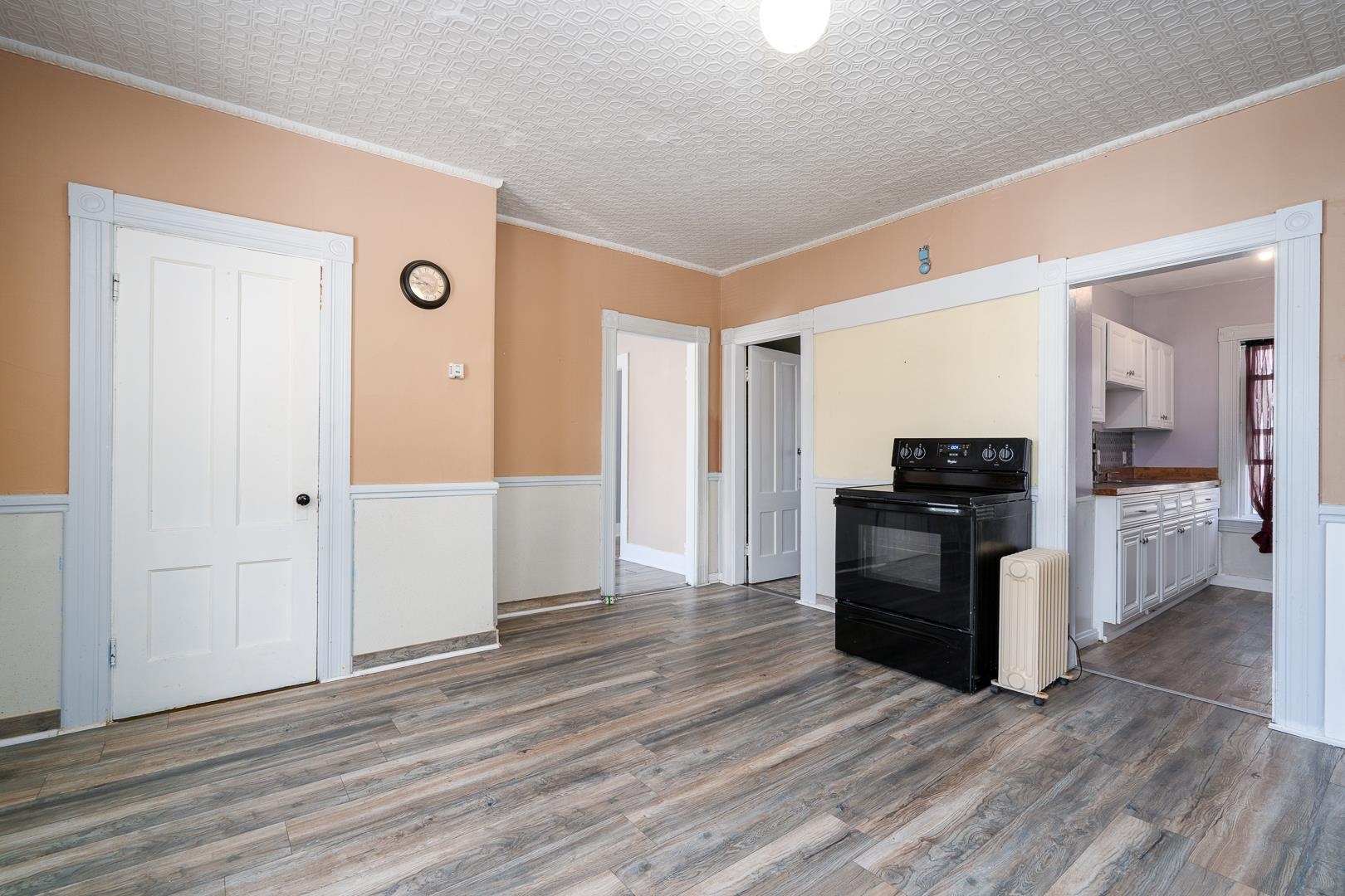 636 Second Street Manchester, NH 03102 - Photo 5 of 22