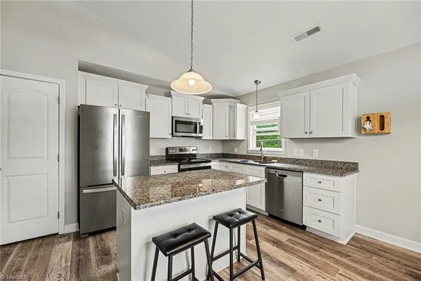 $268,900 | 211 Bethlehem Avenue, Thomasville, NC 27360