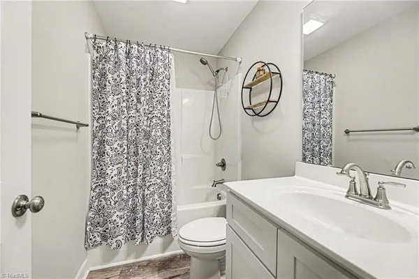 $268,900 | 211 Bethlehem Avenue, Thomasville, NC 27360