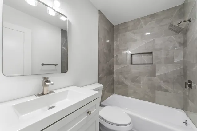 $699,000 | 180 Glenbrook Road, Unit 35, Stamford, CT 06902