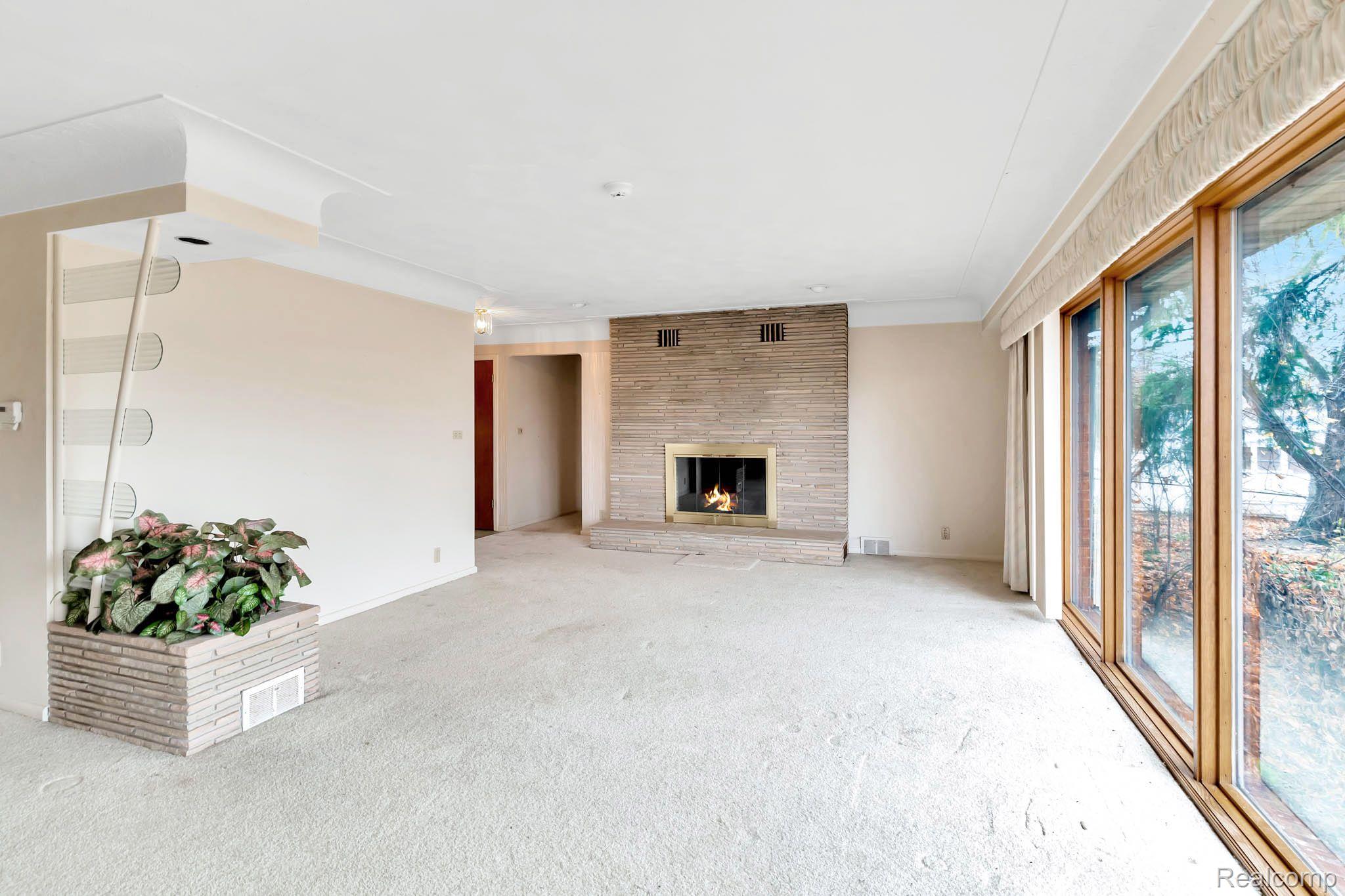 4930 South Custer Road Monroe, MI 48161 - Photo 9 of 23 Gallery Image 9