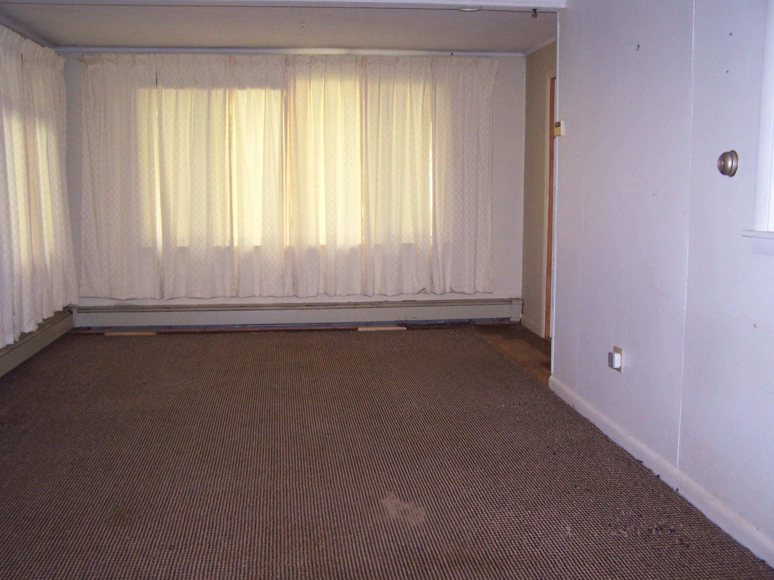 83 Elmwood Road Auburn, ME 04210 - Photo 12 of 56 103_0327