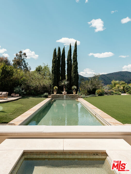 12705 Chalon Road Los Angeles, CA 90049 - Photo 4 of 46