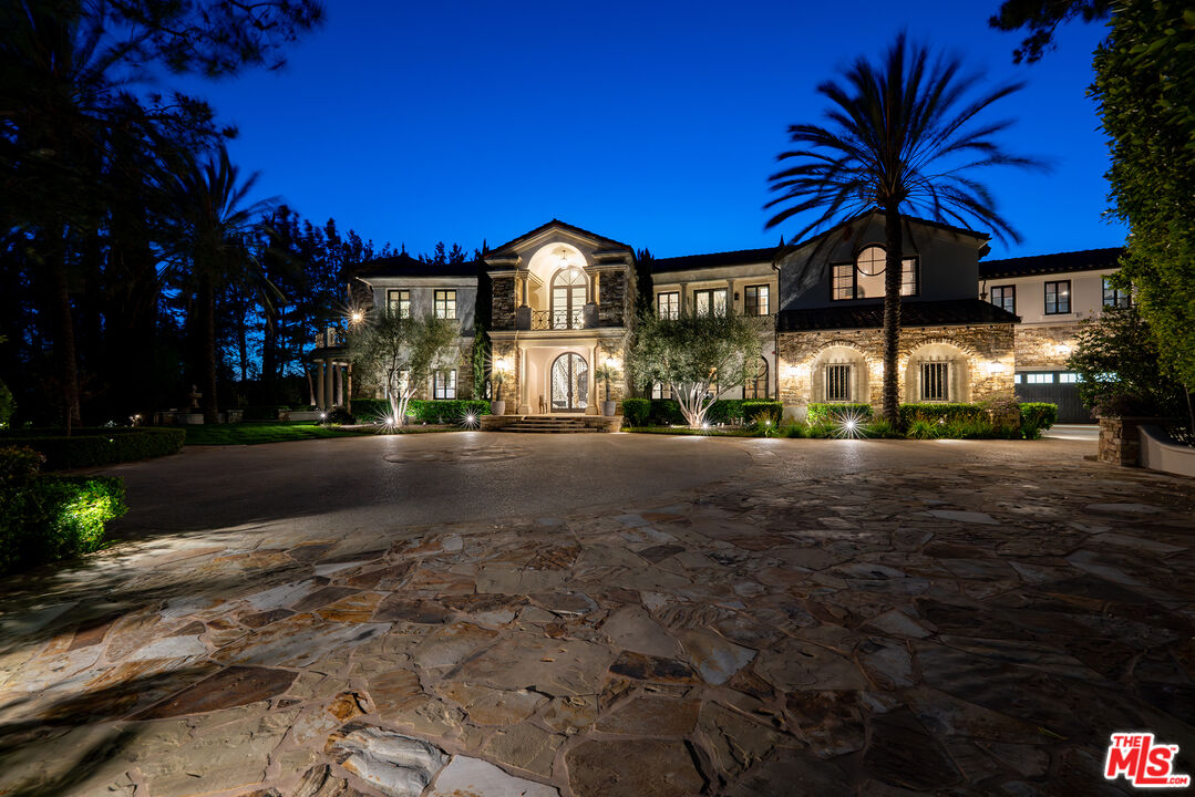 12705 Chalon Road Los Angeles, CA 90049 - Photo 46 of 46