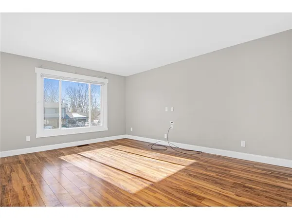 $2,500 | 7445 Borman Avenue, Inver Grove Heights, MN 55076