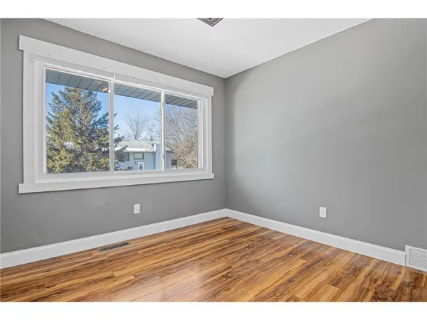 $2,500 | 7445 Borman Avenue, Inver Grove Heights, MN 55076