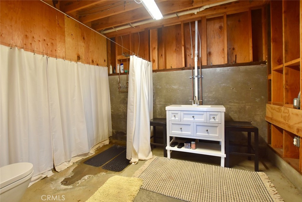 0 Old Creek Road Templeton, CA 93465 - Photo 19 of 26 a bedroom with a bed and furniture