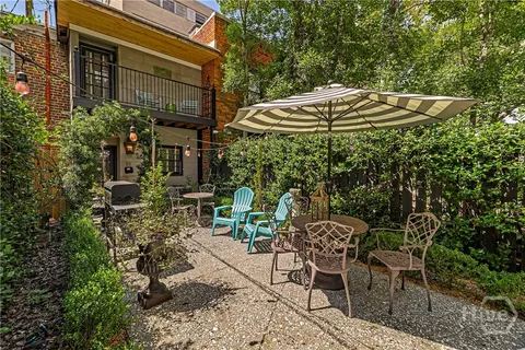 $999,000 | 407 East Jones Street, Savannah, GA 31401