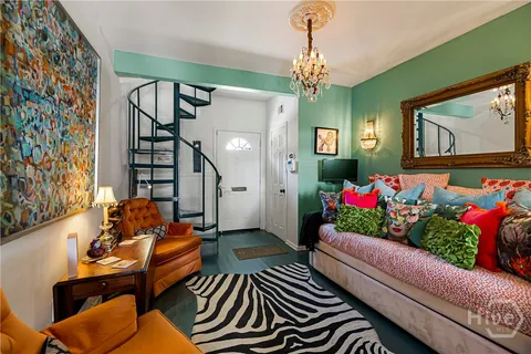 $1,050,000 | 407 East Jones Street, Savannah, GA 31401