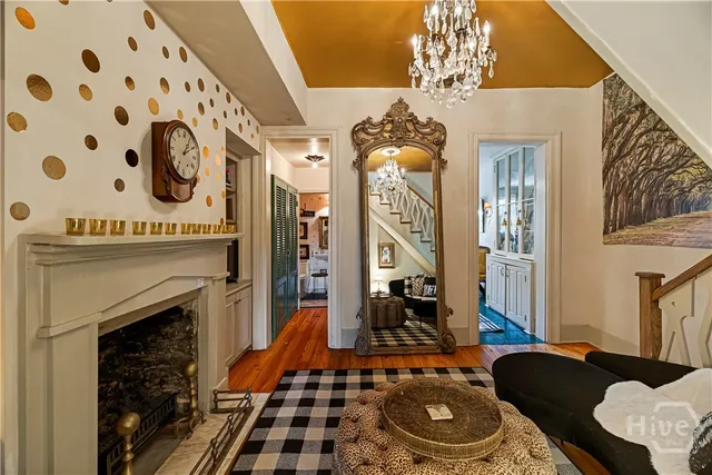 $1,150,000 | 407 East Jones Street, Savannah, GA 31401