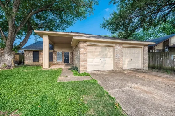 $1,350 | 11203 Pender Lane, Houston, TX 77477