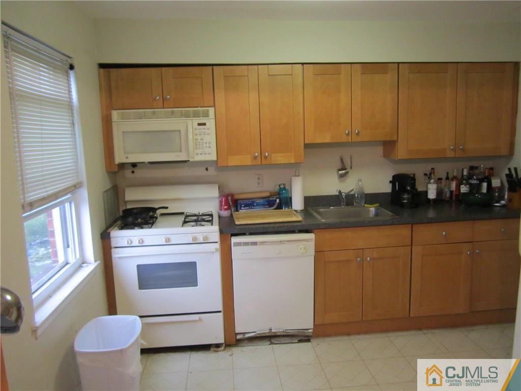 60 Fox Road, Unit 60 Edison, NJ 08817 - Photo 11 of 16 Gallery Image 11