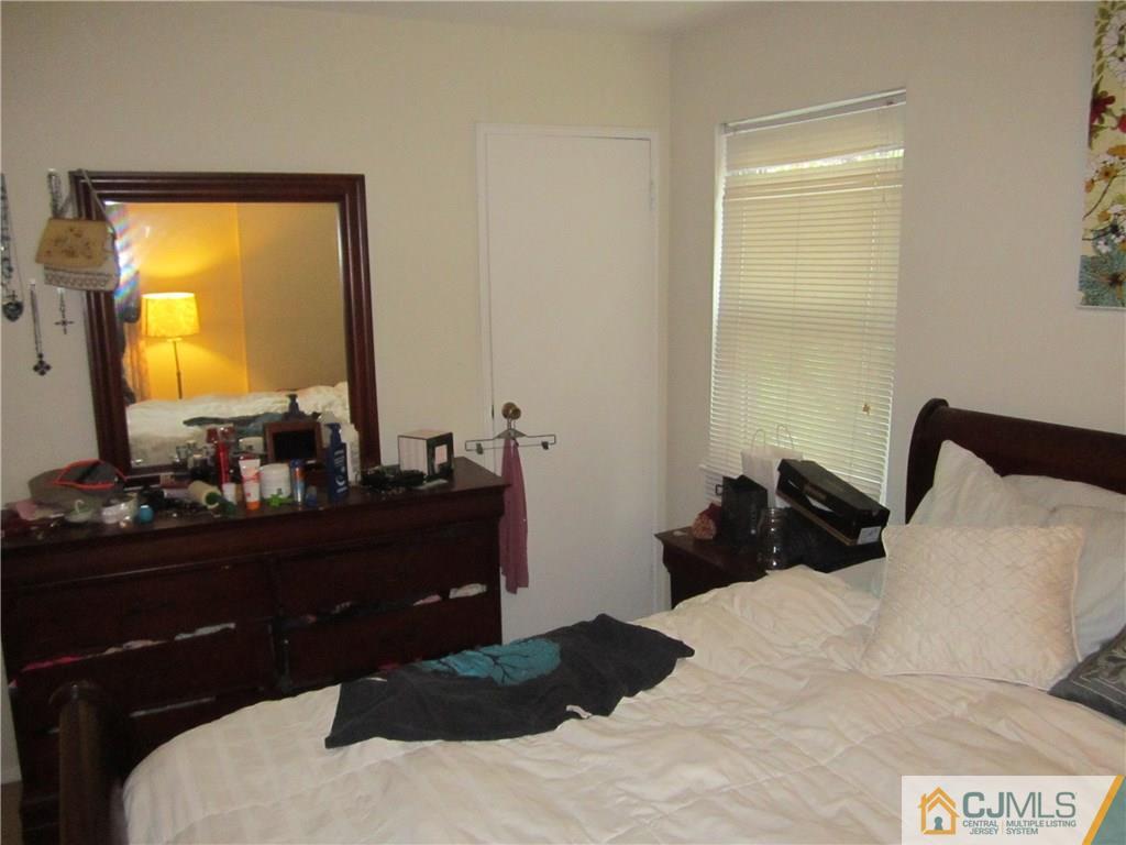 60 Fox Road, Unit 60 Edison, NJ 08817 - Photo 5 of 16 Gallery Image 5