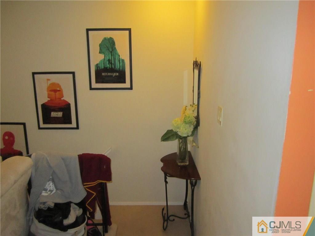 60 Fox Road, Unit 60 Edison, NJ 08817 - Photo 8 of 16 Gallery Image 8