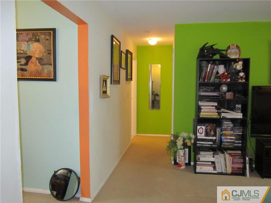60 Fox Road, Unit 60 Edison, NJ 08817 - Photo 10 of 16 Gallery Image 10