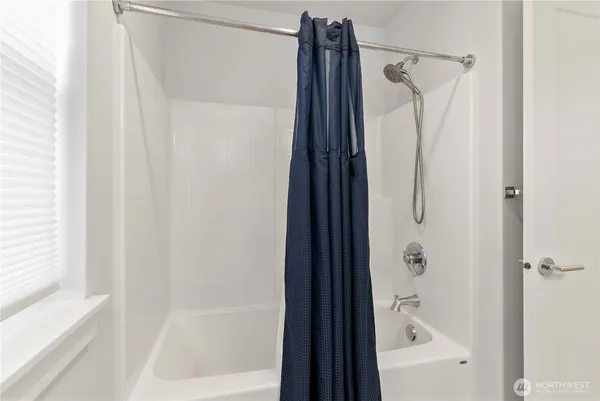 $1,299,999 | 33473 Walnut Avenue Southeast, Black Diamond, WA 98010