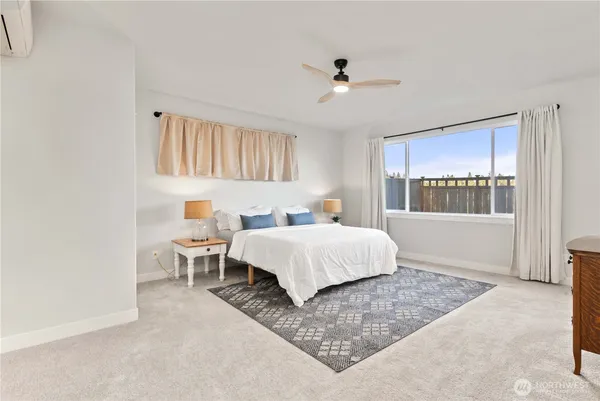 $1,299,999 | 33473 Walnut Avenue Southeast, Black Diamond, WA 98010