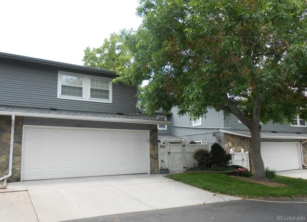$460,000 | 2827 South Xanadu Way, Aurora, CO 80014