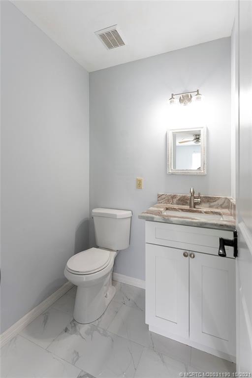 944 Northwest Spruce Ridge Drive, Unit B7 Stuart, FL 34994 - Photo 16 of 28