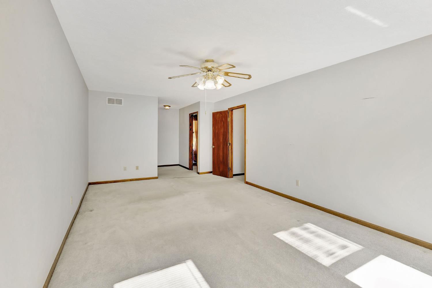 3646 Rackacres Drive Cincinnati, OH 45211 - Photo 21 of 41 Gallery Image 21