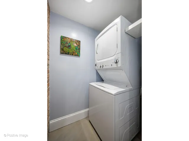 $1,099,000 | 1601 South Indiana Avenue, Unit 503, Chicago, IL 60616