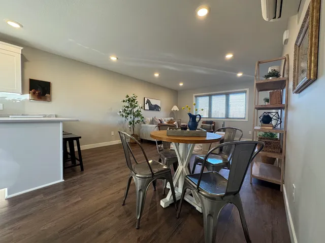 $376,900 | 4450 East Moose Horn Drive, Moose Lake, MN 55767