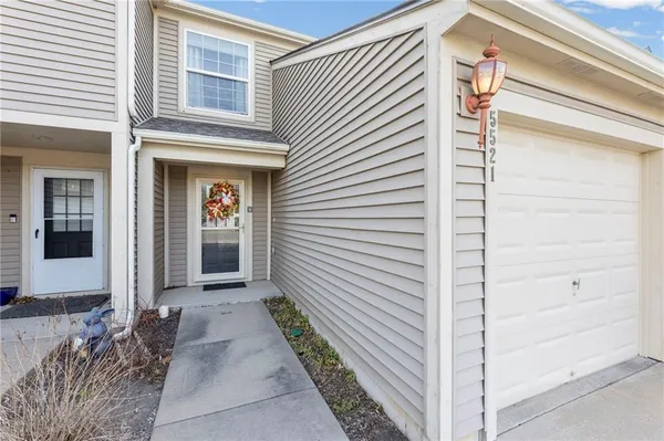 $200,000 | 5521 North Fairmount Avenue, Kansas City, MO 64118