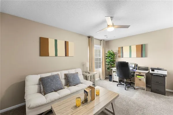 $200,000 | 5521 North Fairmount Avenue, Kansas City, MO 64118