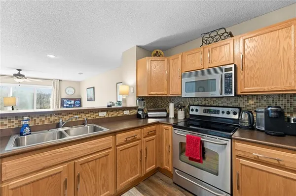 $200,000 | 5521 North Fairmount Avenue, Kansas City, MO 64118