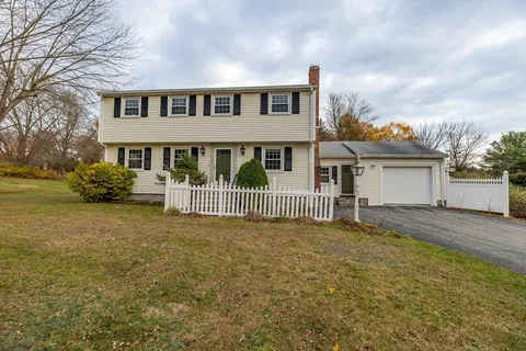 $699,900 | 97 Kendall Road, Tewksbury, MA 01876
