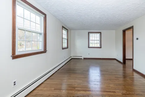 $699,900 | 97 Kendall Road, Tewksbury, MA 01876