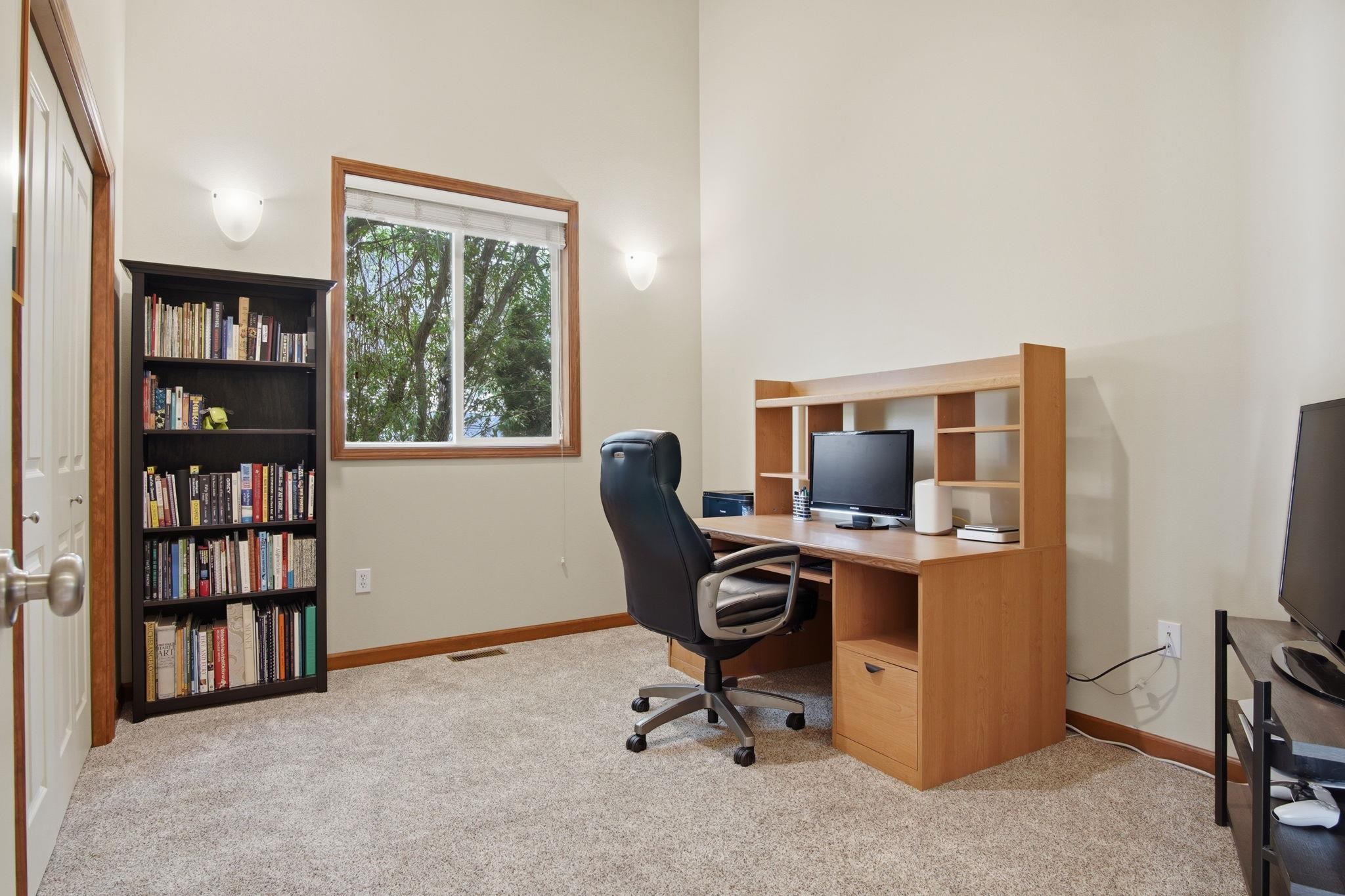 703 East Golden Road Spokane, WA 99208 - Photo 19 of 50