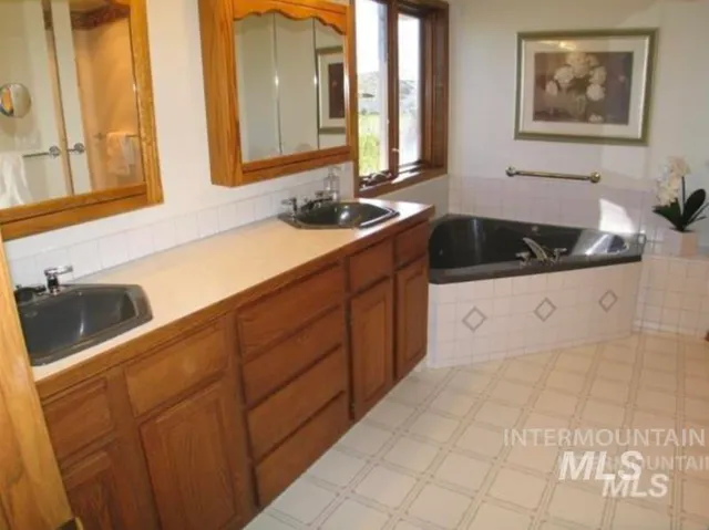 $650,000 | 3474 East 3180 North, Kimberly, ID 83341