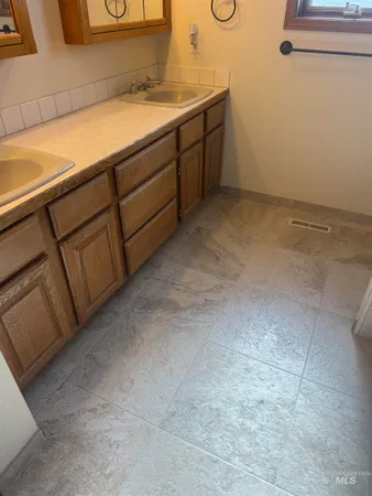 $650,000 | 3474 East 3180 North, Kimberly, ID 83341