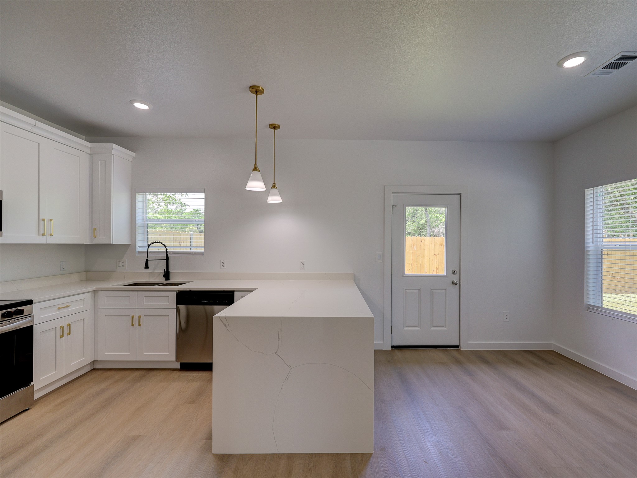 230 Brown Street, Unit B Elgin, TX 78621 - Photo 8 of 25