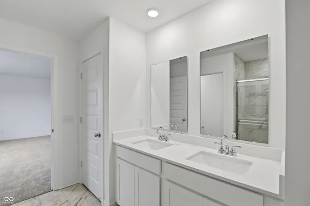 $383,385 | 1916 West Addison Drive, Greenfield, IN 46140