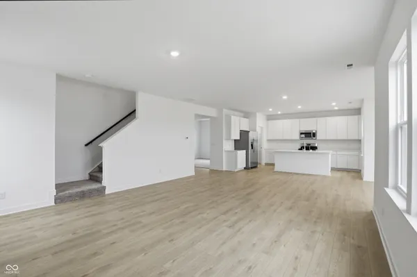 $381,385 | 1916 West Addison Drive, Greenfield, IN 46140