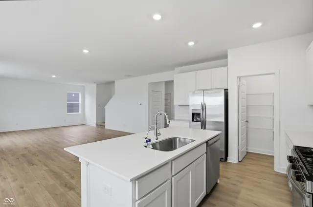 $383,385 | 1916 West Addison Drive, Greenfield, IN 46140