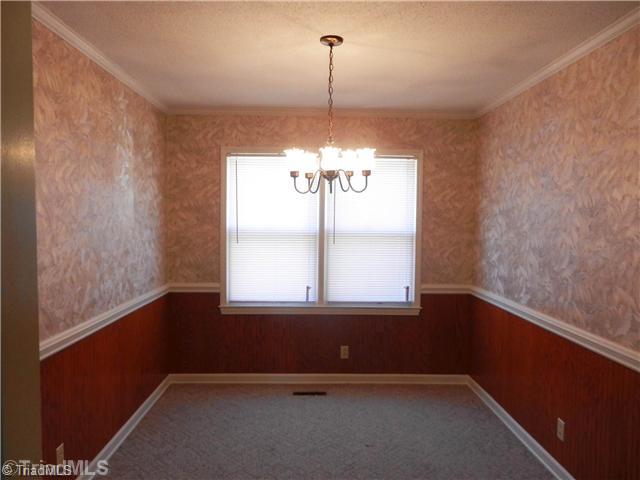 5342 Mapleton Street Clemmons, NC 27012 - Photo 7 of 16 Dining Room.