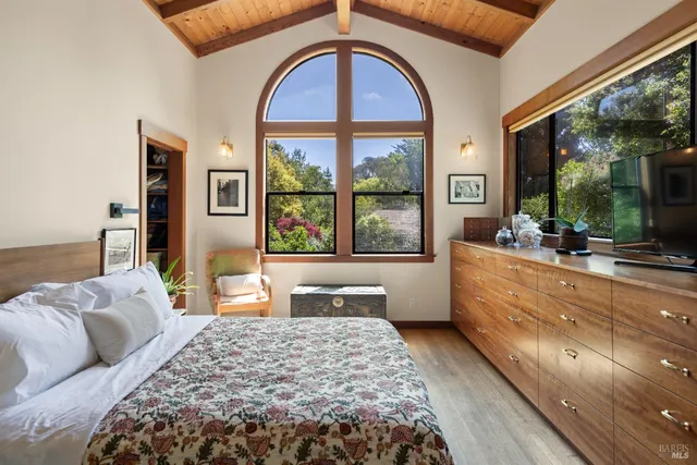$2,195,000 | 7 Linsdale Lane, Point Reyes Station, CA 94956