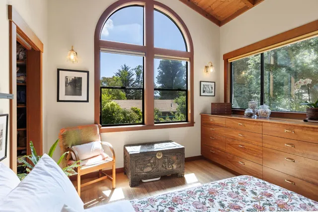 $2,195,000 | 7 Linsdale Lane, Point Reyes Station, CA 94956