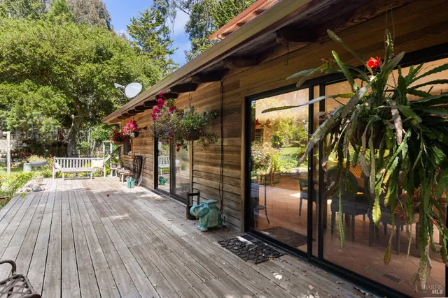 $2,195,000 | 7 Linsdale Lane, Point Reyes Station, CA 94956