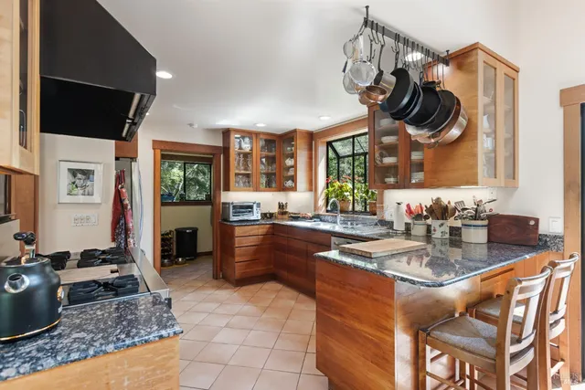 $2,195,000 | 7 Linsdale Lane, Point Reyes Station, CA 94956