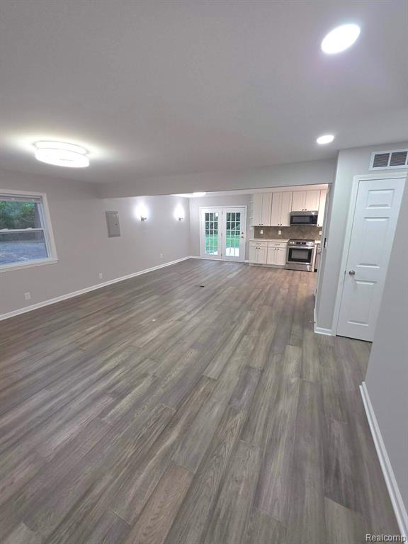 2564 Mueller Road Lake Orion, MI 48359 - Photo 4 of 21 Gallery Image 4