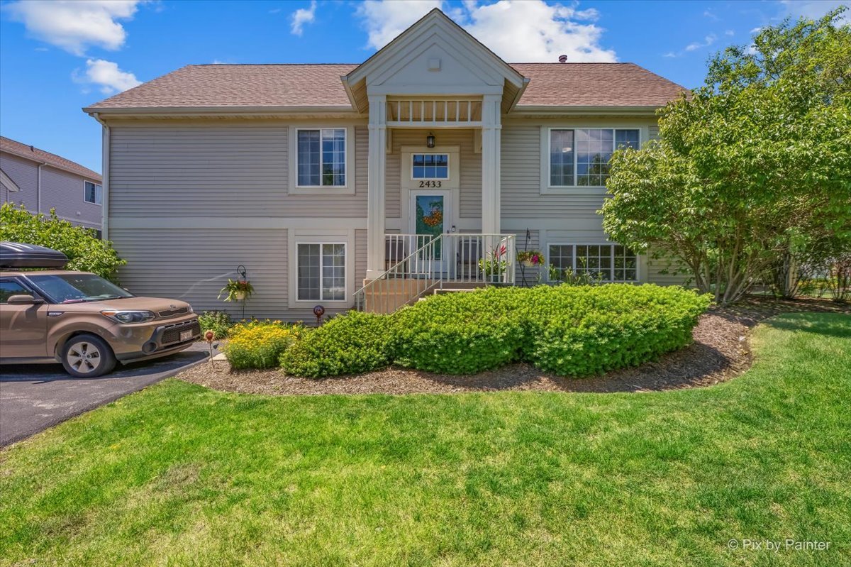 2433 Daybreak Court, Unit 2433 Elgin, IL 60123 - Photo 1 of 37