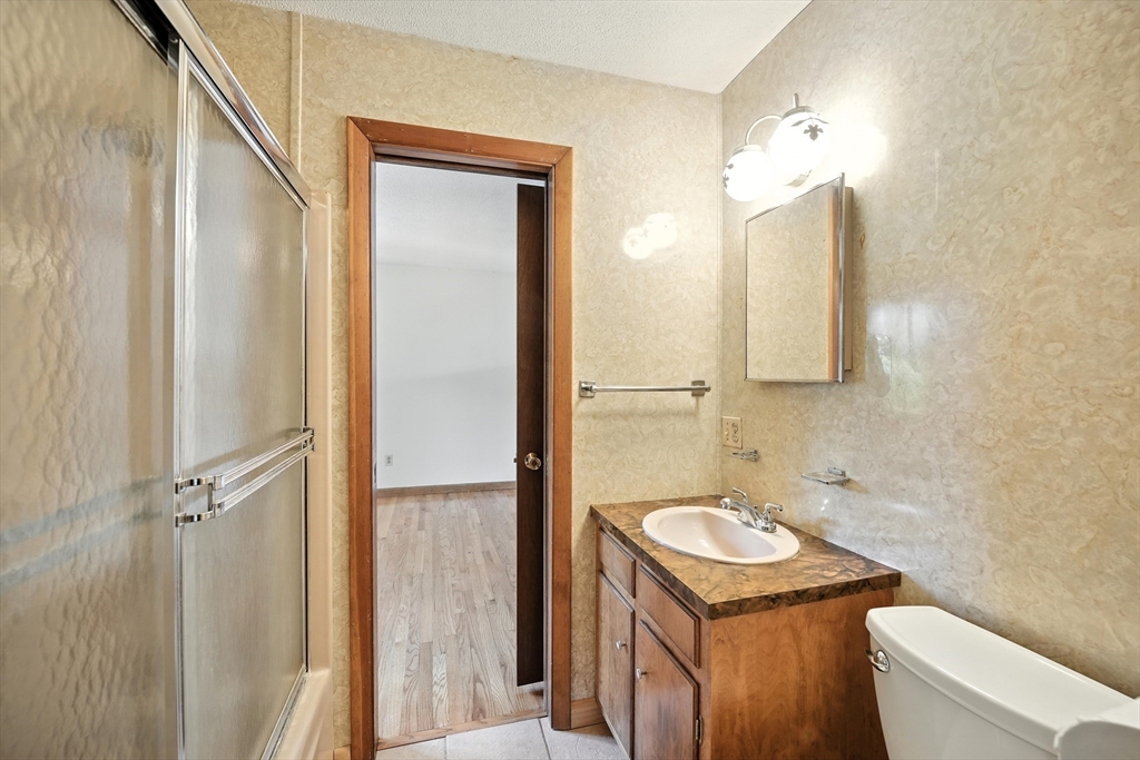 61 Lotus Street West Springfield, MA 01089 - Photo 28 of 35 Gallery Image 28