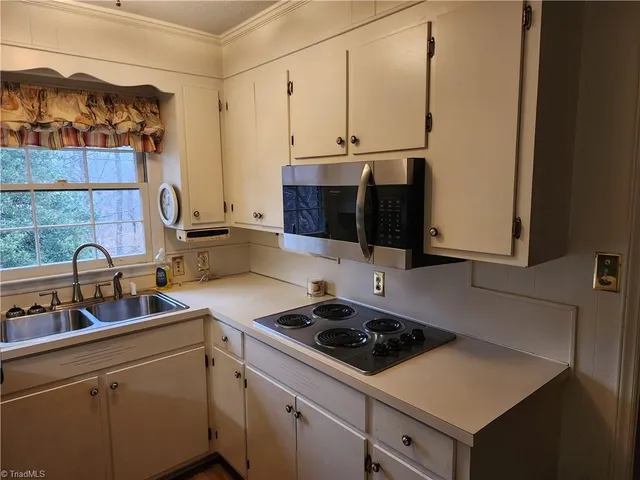 $317,800 | 865 Armory Road, North Wilkesboro, NC 28659